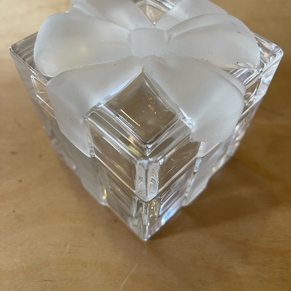 Tiffany & Co. Crystal Box with Frosted White Bow